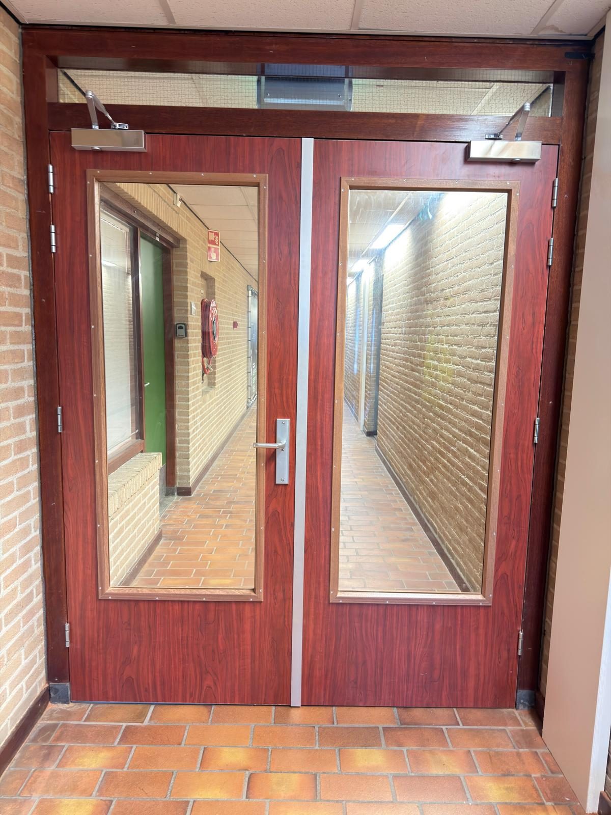 Brandveilige doorvoeringen en houten constructiedetails