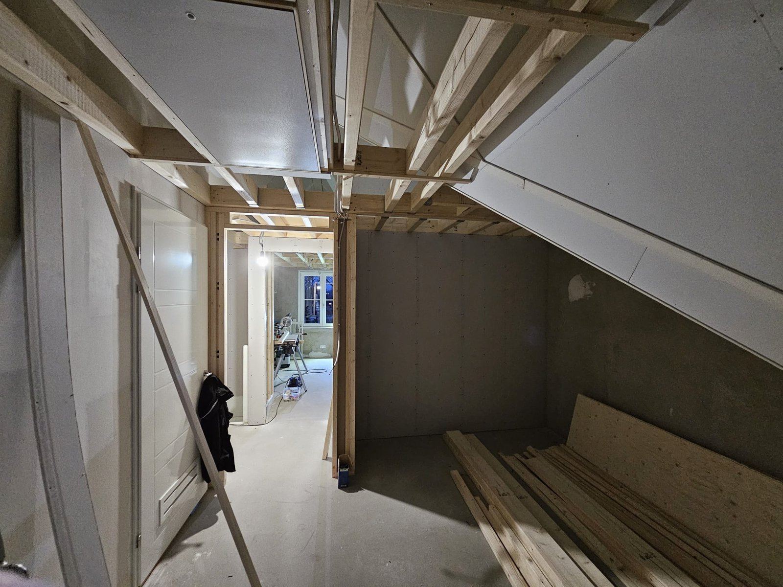 Constructieve uitbreiding en zware houtbouw voor een groot woonproject