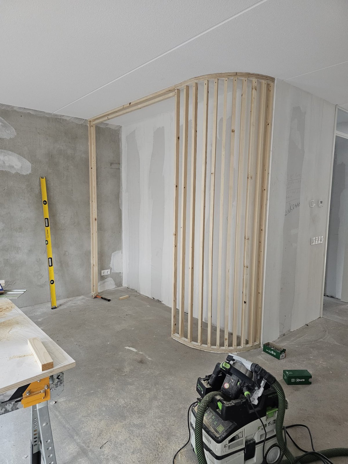 Complete verbouwing en vernieuwing van woning met duurzame houten constructiedetails