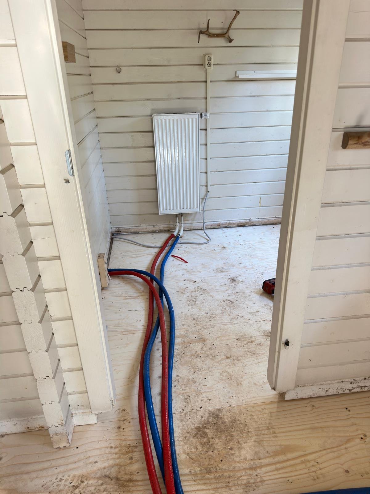 Maatwerk renovatie en montage van houten deurconstructies